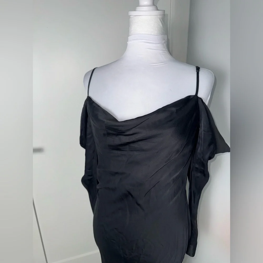 L’agence Black Long Sleeve Silk Off-The-Shoulder Juniper Dress/Size 2 - Picture 4 of 10